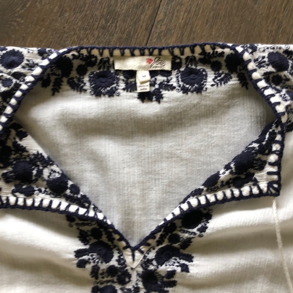 Joie floral embroidered linen top - Picture 2 of 4